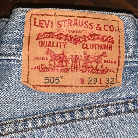 Vintage 505 Levi’s Straight Legged Crop Jeans - Picture 6 of 8